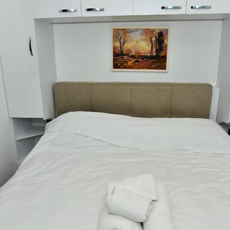 Villas Apartments Shahaj Vlore Exterior photo